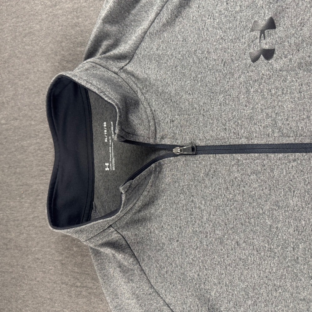Under Armour Mens XL HeatGear 1/4 Zip Pullover Gray Loose Fit Workout Top
